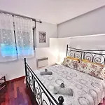 3 Pieces Dans Le Centre De Διαμέρισμα *