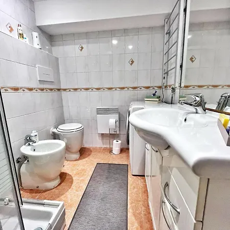 Apartament 3 Pieces Dans Le Centre De *