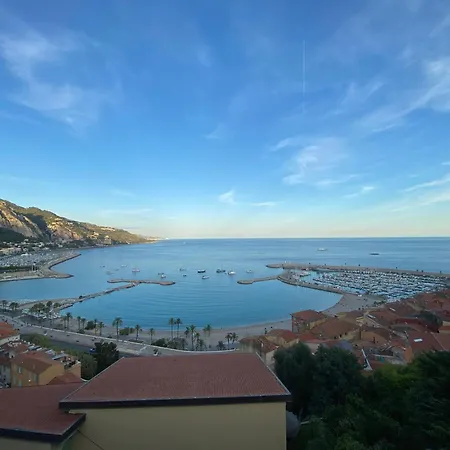 3 Pieces Dans Le Centre De Апартаменты