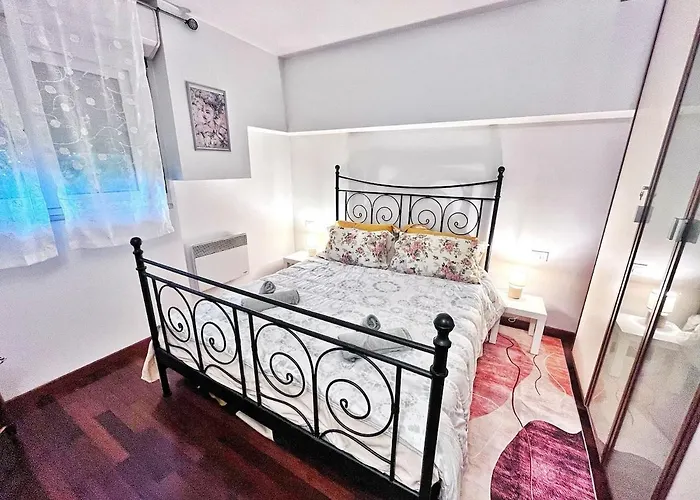 3 Pieces Dans Le Centre De *