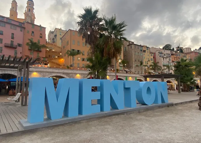 3 Pieces Dans Le Centre De 아파트 *