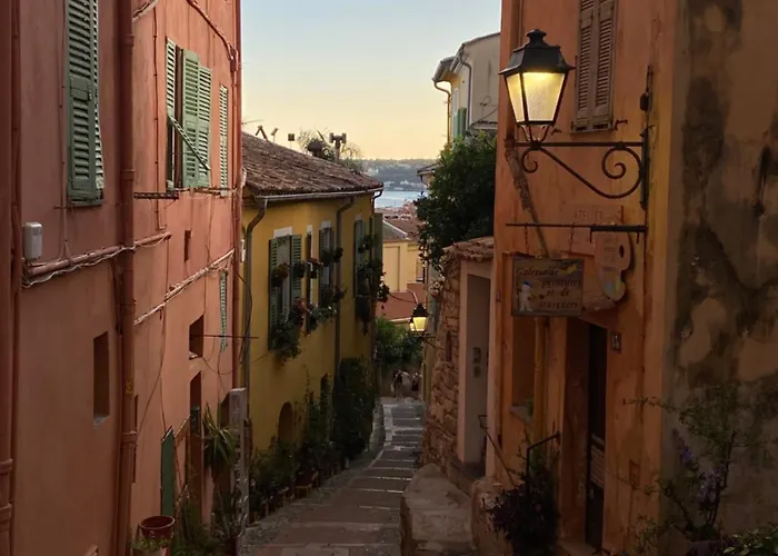 3 Pieces Dans Le Centre De 아파트 *